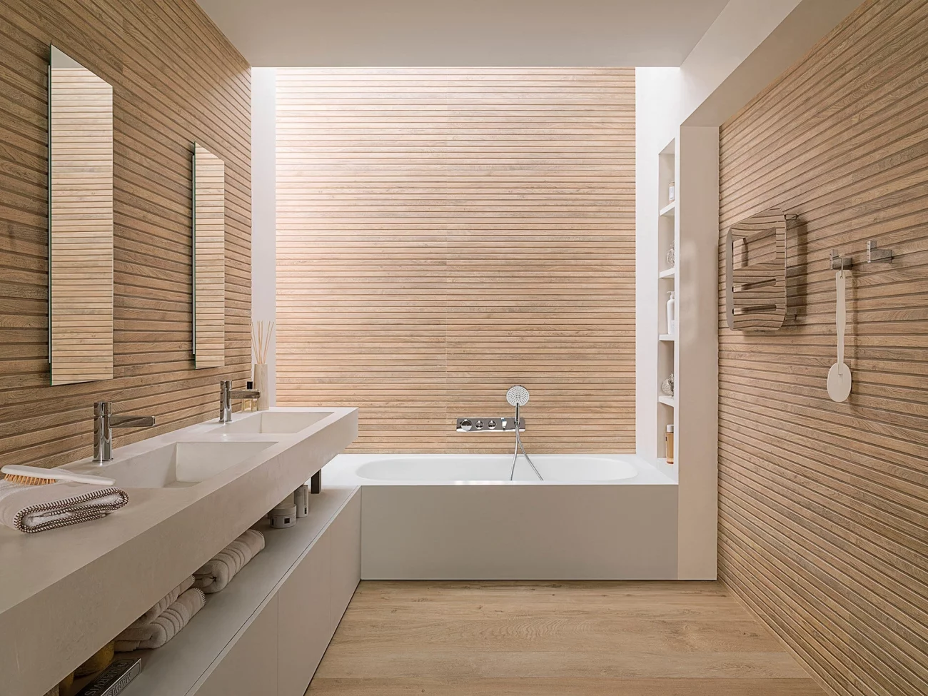 wood imitation ceramique bathroom 1300x975